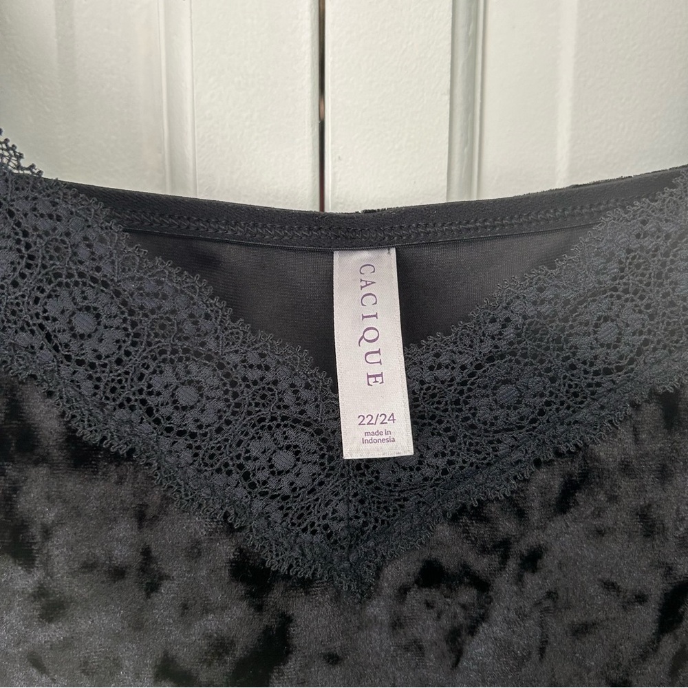Lacy Sleep Tank - Picture 3 of 5